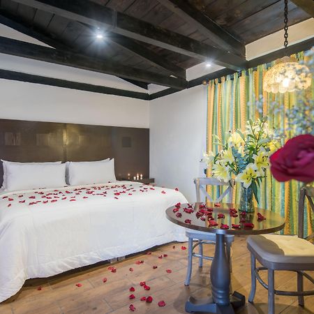 Hotel Abadia Plaza غواناخواتو المظهر الخارجي الصورة