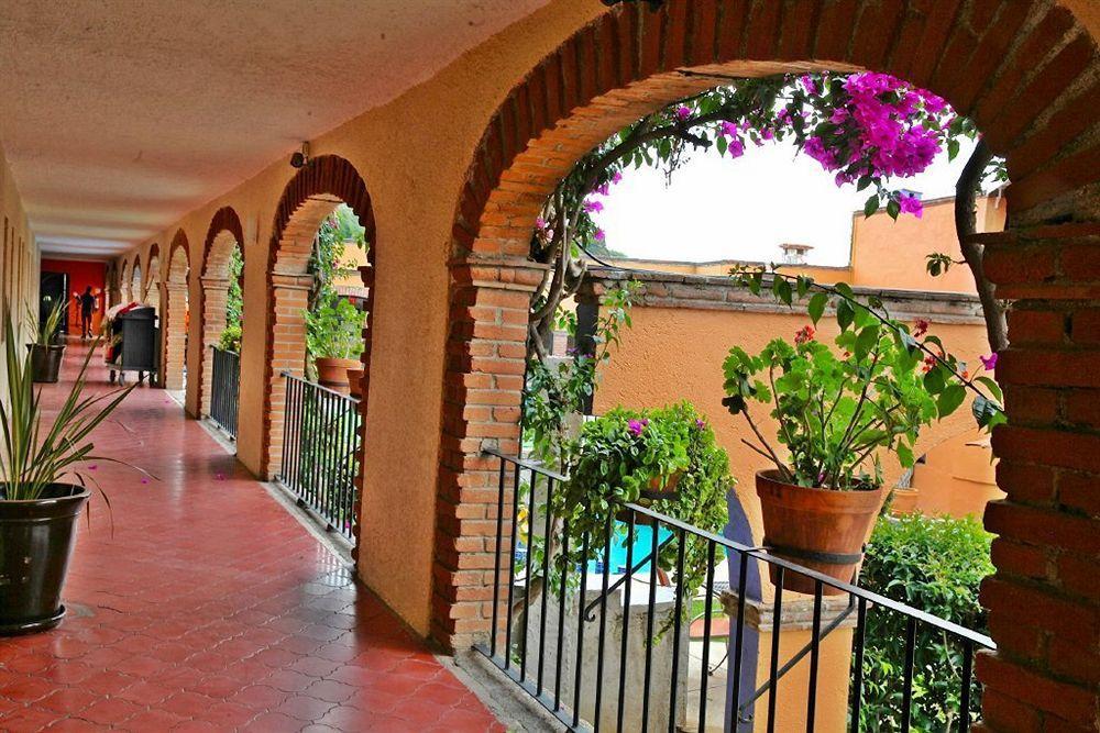 Hotel Abadia Plaza غواناخواتو المظهر الخارجي الصورة