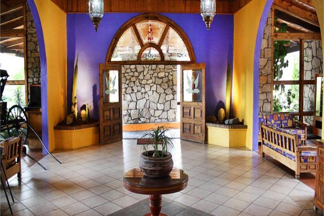 Hotel Abadia Plaza غواناخواتو المظهر الخارجي الصورة