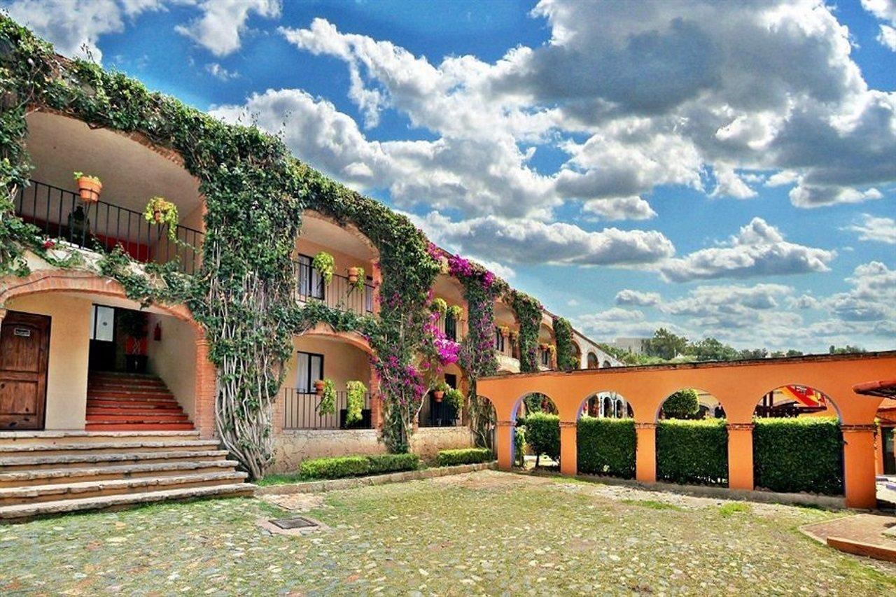 Hotel Abadia Plaza غواناخواتو المظهر الخارجي الصورة