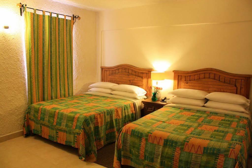 Hotel Abadia Plaza غواناخواتو المظهر الخارجي الصورة
